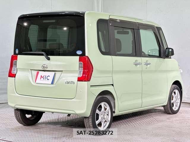 Daihatsu TANTO 2015-09 6527769-4