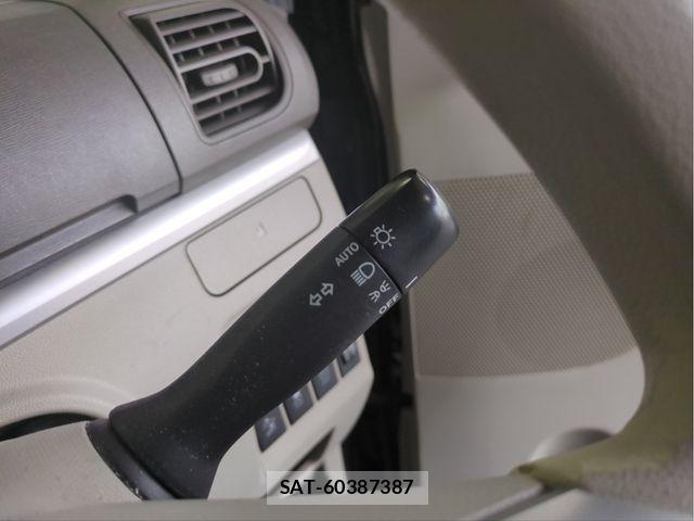 Daihatsu TANTO 2013-11 6678425-26