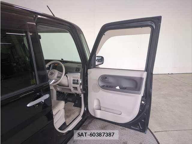 Daihatsu TANTO 2013-11 6678425-29
