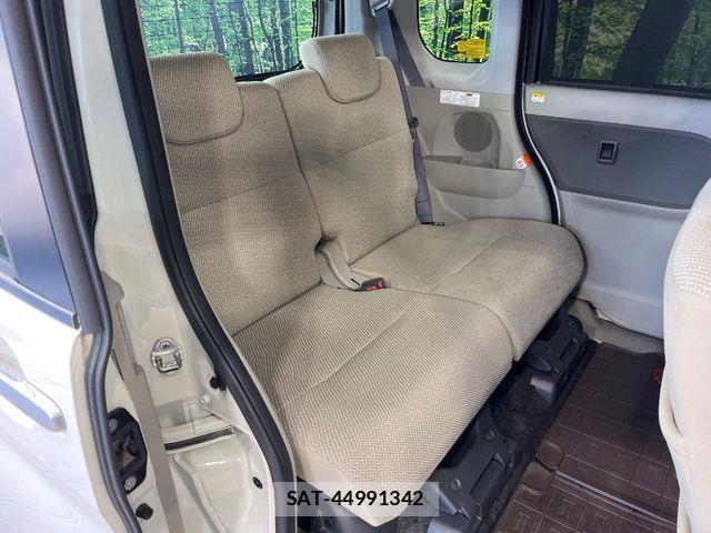 Daihatsu TANTO 2015-03 6678413-8