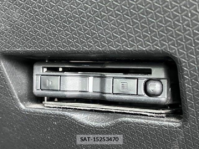 Daihatsu TANTO 2022-07 6678408-21