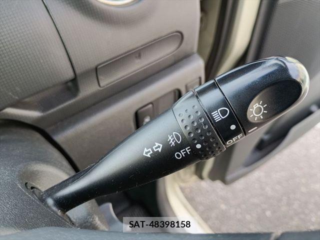 Daihatsu TANTO 2013-04 6691309-23
