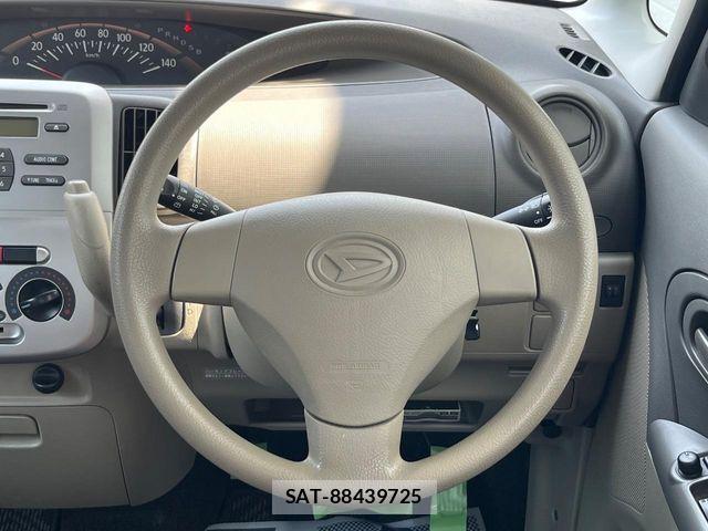 Daihatsu TANTO 2011-09 6717524-10