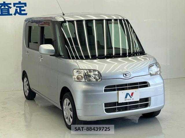 Daihatsu TANTO 2011-09 6717524-15