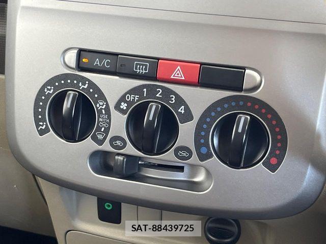 Daihatsu TANTO 2011-09 6717524-5