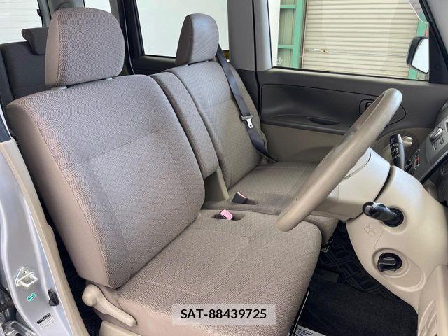 Daihatsu TANTO 2011-09 6717524-7