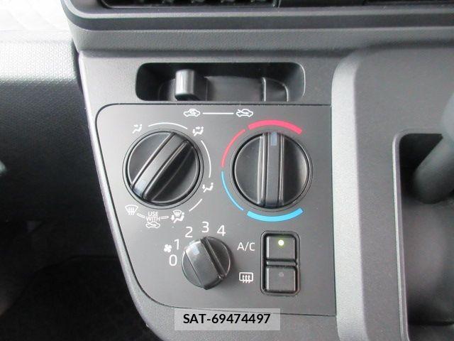 Daihatsu TANTO 2020-11 6717511-14