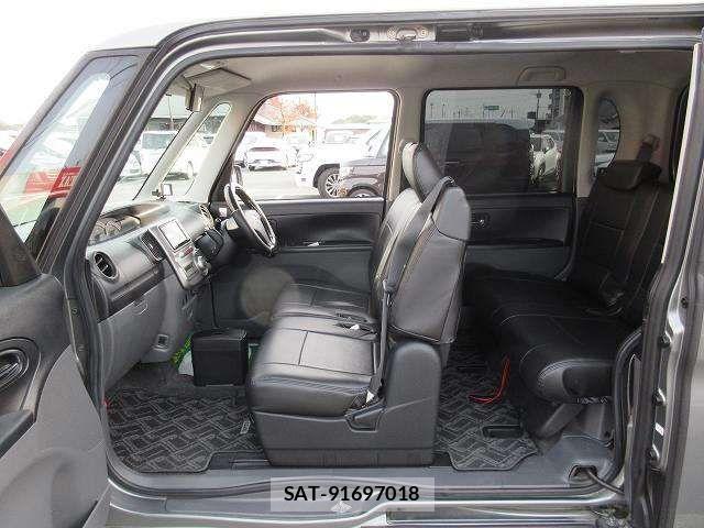 Daihatsu TANTO 2008-09 6791709-12