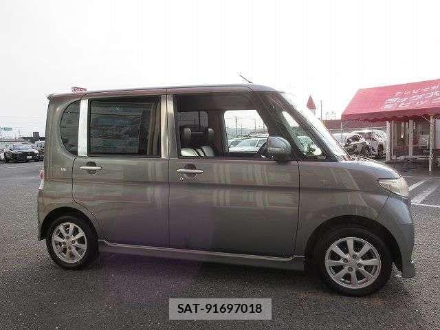 Daihatsu TANTO 2008-09 6791709-19