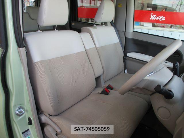 Daihatsu TANTO 2016-03 6817545-13
