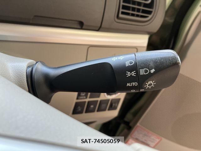 Daihatsu TANTO 2016-03 6817545-21