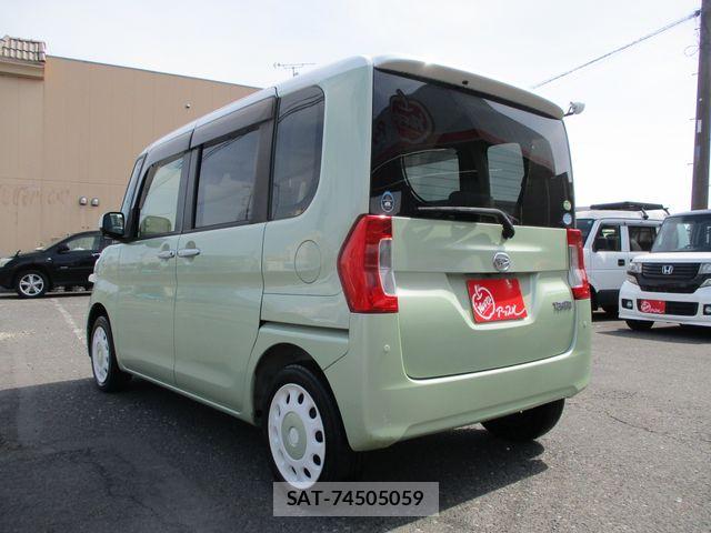 Daihatsu TANTO 2016-03 6817545-6