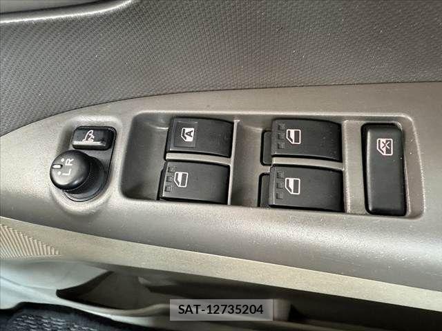 Daihatsu TANTO 2013-06 6817566-23