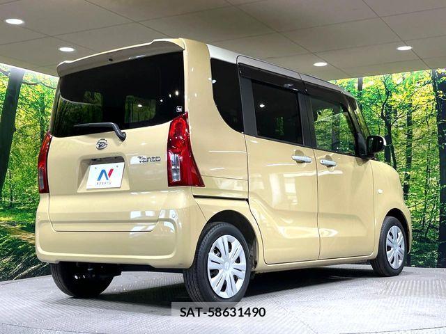 Daihatsu TANTO 2023-01 6817540-16