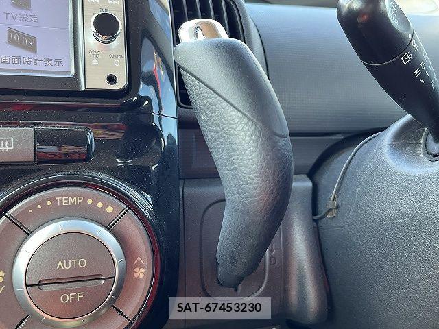 Daihatsu TANTO 2013-02 6817559-19