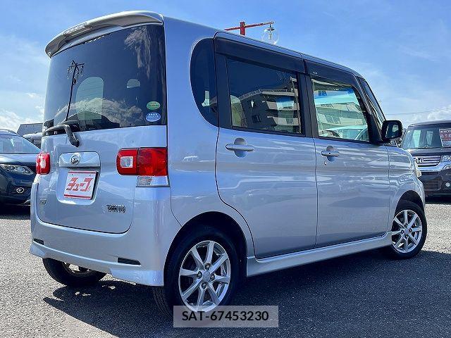 Daihatsu TANTO 2013-02 6817559-2