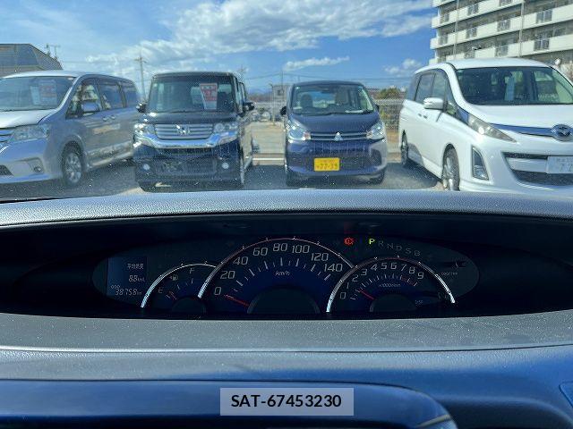 Daihatsu TANTO 2013-02 6817559-7