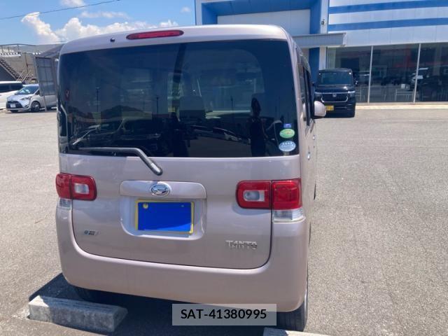 Daihatsu TANTO 2013-08 6914203-4