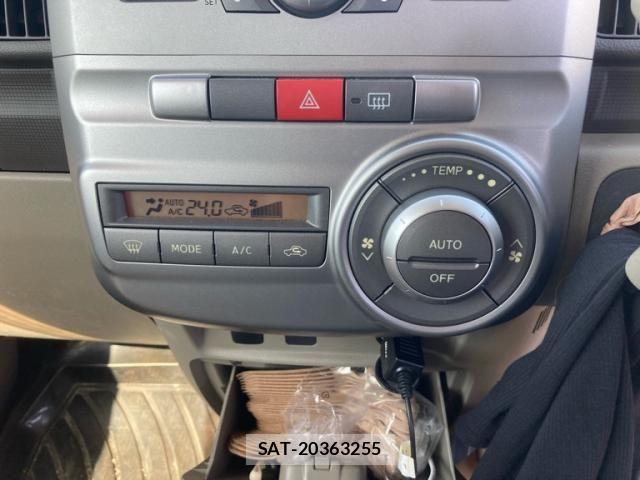 Daihatsu TANTO 2013-08 6914183-20