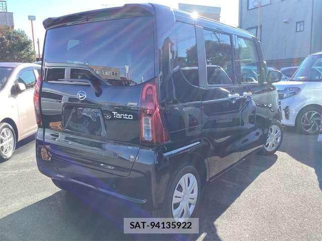 Daihatsu TANTO 2025-10 6914106-7