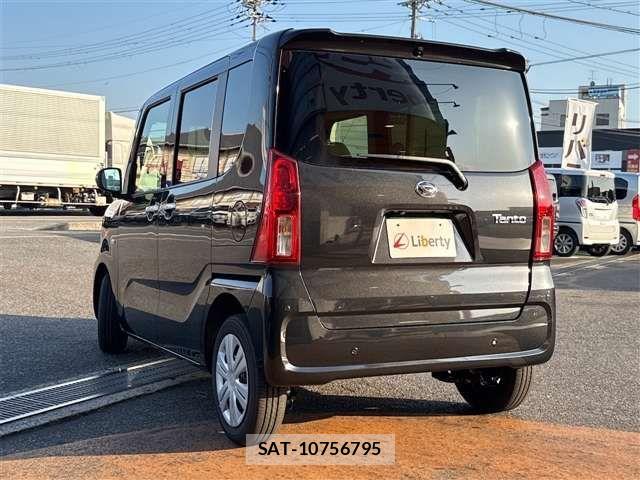 Daihatsu TANTO 2025-06 6914071-9