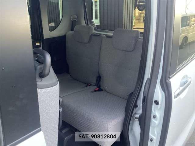 Daihatsu TANTO 2021-12 6914132-18