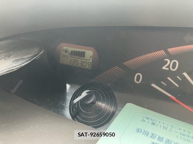 Daihatsu TANTO 2011-04 6914200-11