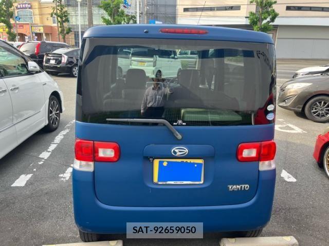 Daihatsu TANTO 2011-04 6914200-1