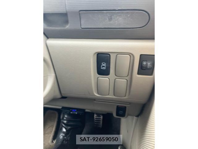 Daihatsu TANTO 2011-04 6914200-8