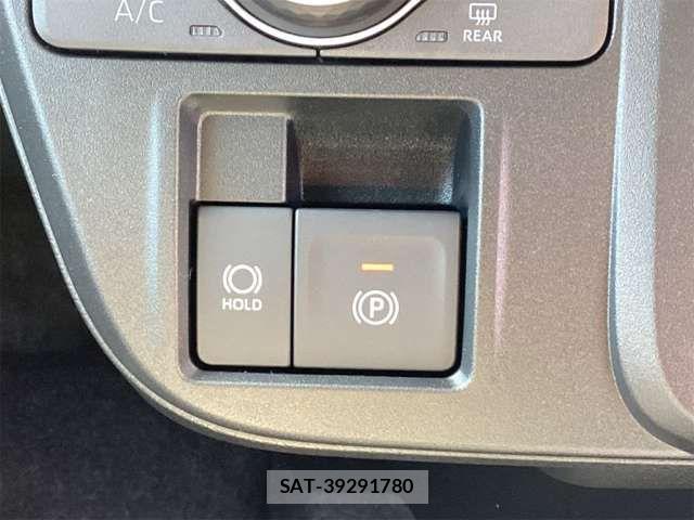 Daihatsu TANTO 2025-10 6914092-6