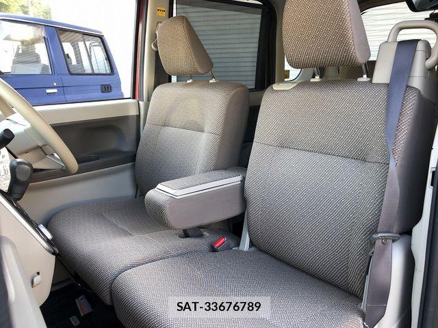 Daihatsu TANTO 2018-08 6914176-20
