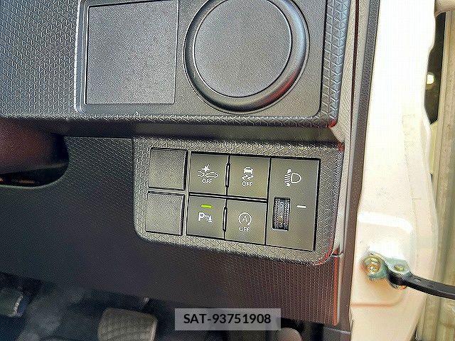 Daihatsu TANTO 2021-03 6998677-22