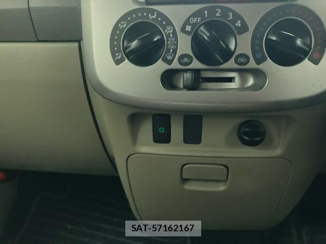 Daihatsu TANTO 2013-07 6998702-17
