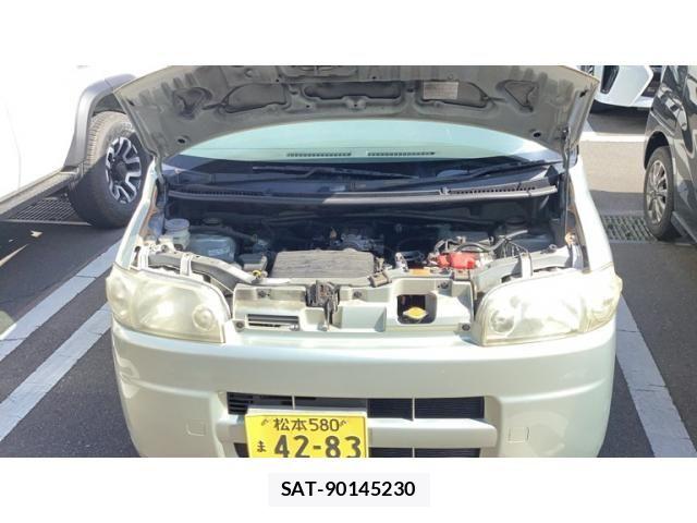 Daihatsu TANTO 2005-05 6998716-17