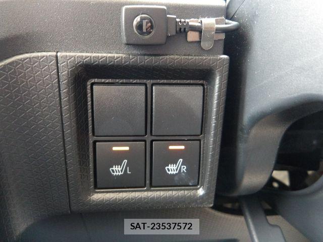 Daihatsu TANTO 2022-09 7021736-8