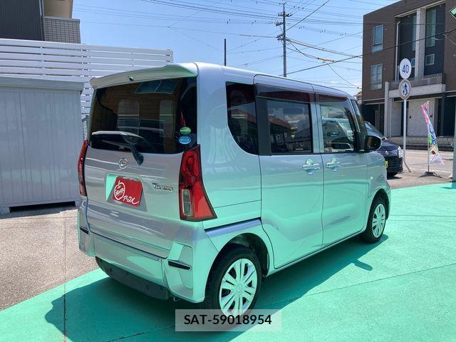 Daihatsu TANTO 2021-04 7021737-9