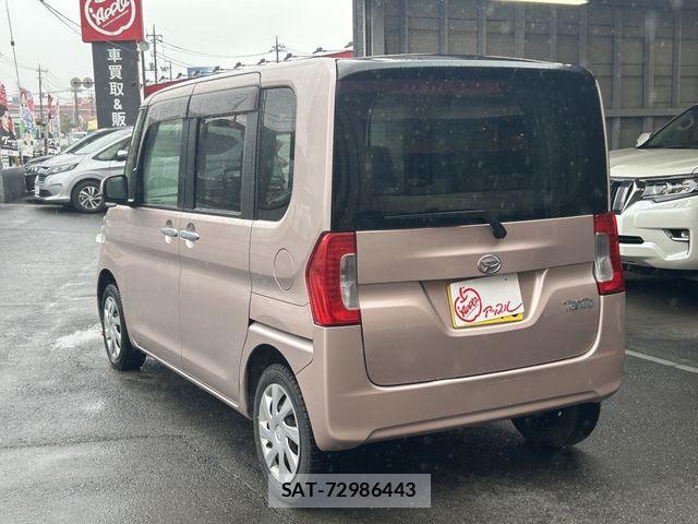 Daihatsu TANTO 2015-10 7061017-9