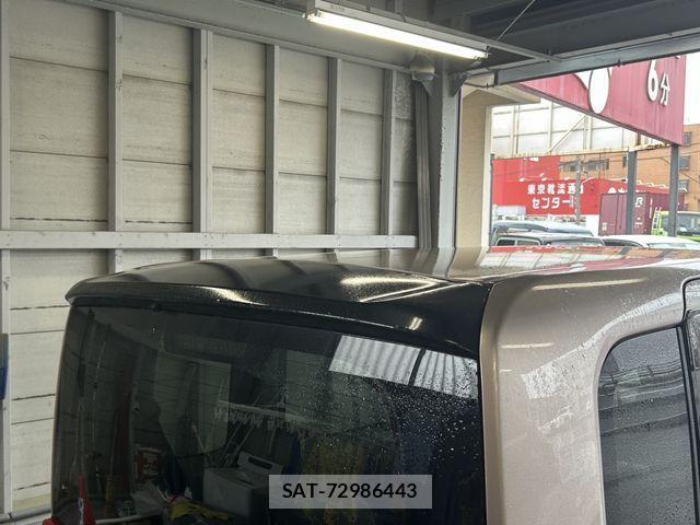 Daihatsu TANTO 2015-10 7061017-24