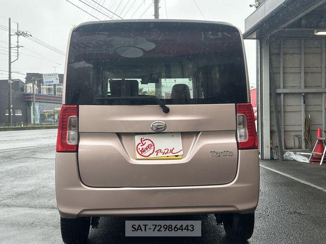 Daihatsu TANTO 2015-10 7061017-2