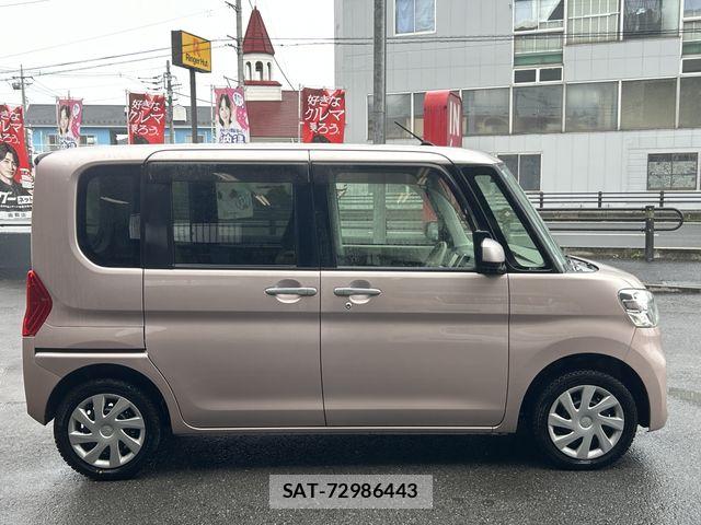 Daihatsu TANTO 2015-10 7061017-8