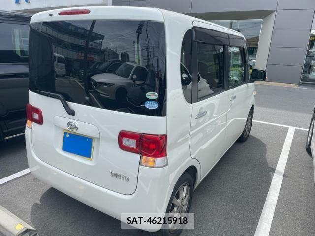 Daihatsu TANTO 2010-01 7061026-7