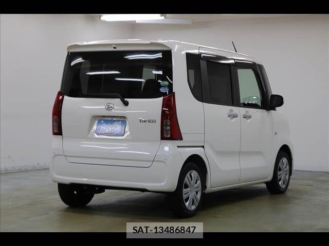 Daihatsu TANTO 2021-04 7061011-18