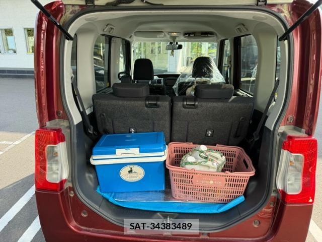 Daihatsu TANTO 2015-02 7061015-15