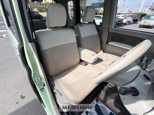 Daihatsu TANTO 2015-12 7061013-7