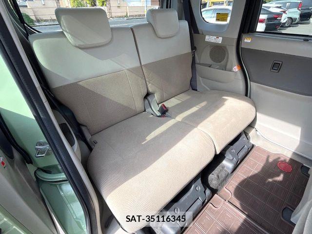 Daihatsu TANTO 2015-12 7061013-8