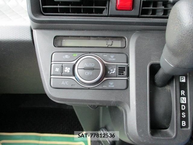 Daihatsu TANTO 2020-11 7061003-6
