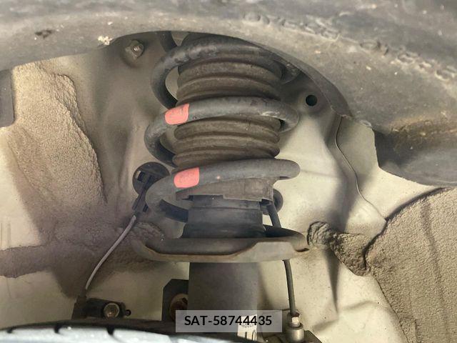 Daihatsu TANTO 2017-07 7061010-19