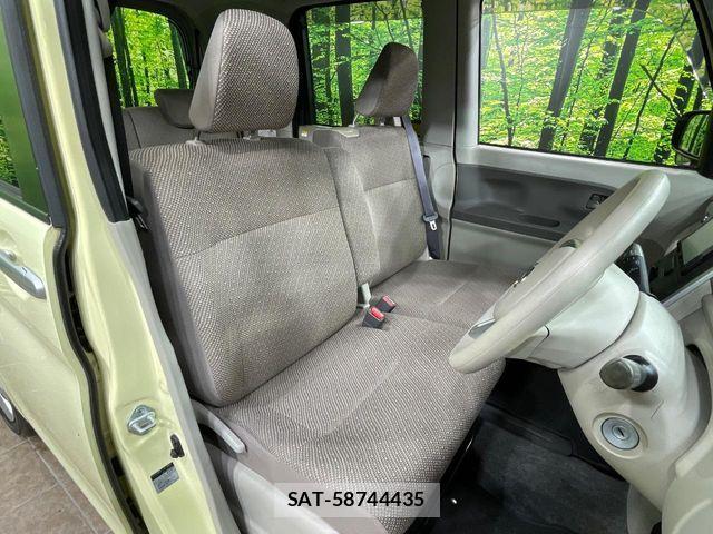 Daihatsu TANTO 2017-07 7061010-7