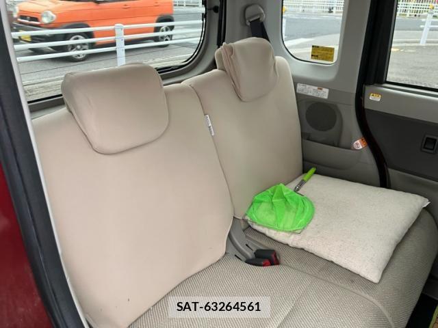 Daihatsu TANTO 2015-07 7061019-11