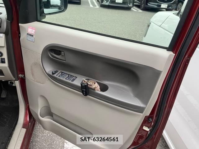 Daihatsu TANTO 2015-07 7061019-15